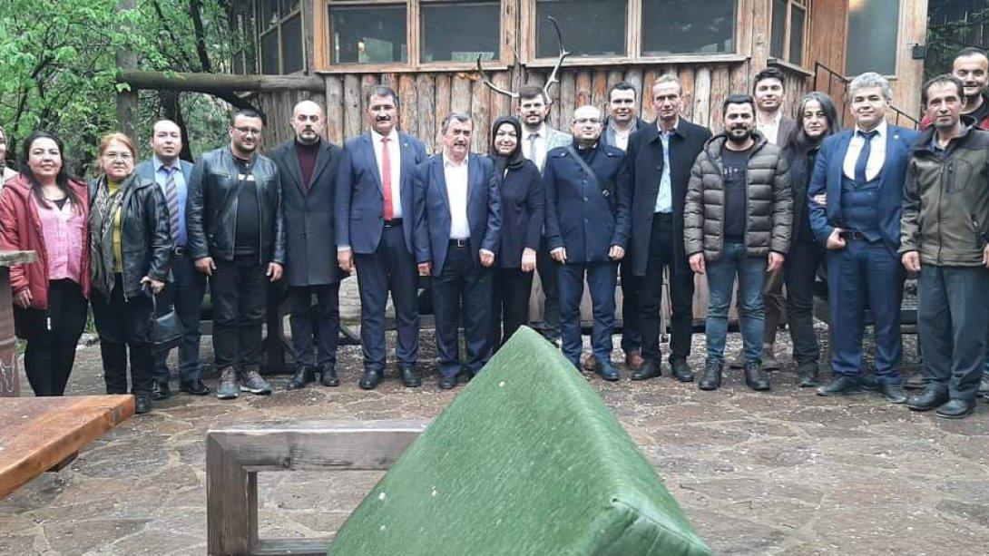 Şehit Hasan Durmuşoğlu İlkokulu Müdürü Emin Eröz 45 Yıllık Eğitim Hayatına Veda Etti