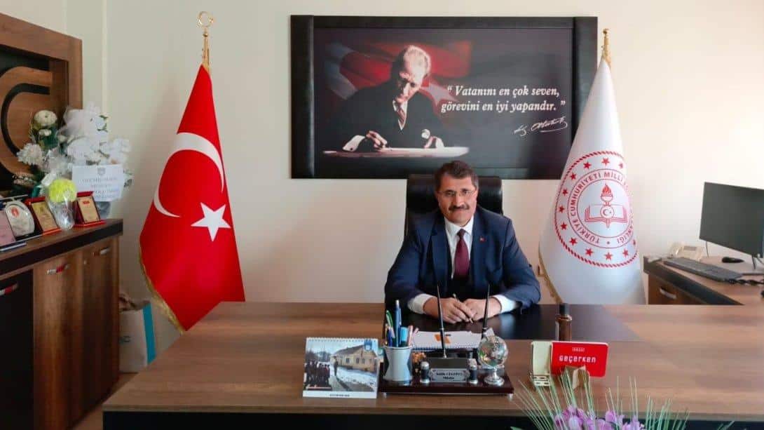 İlçe Milli Eğitim Müdürü Salih Celepci´nin 29 Ekim Cumhuriyet Bayramı Mesajı