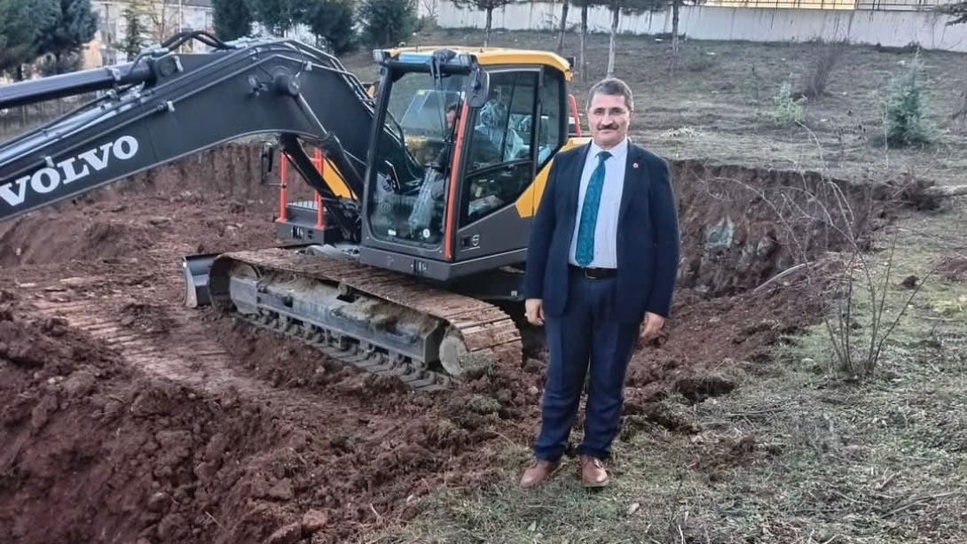 Mengen Aşçılar Turizm Mesleki ve Teknik Anadolu Lisesi 100 kişilik Kız Öğrenci Pansiyonu Temel Kazma İşlemine Başlandı