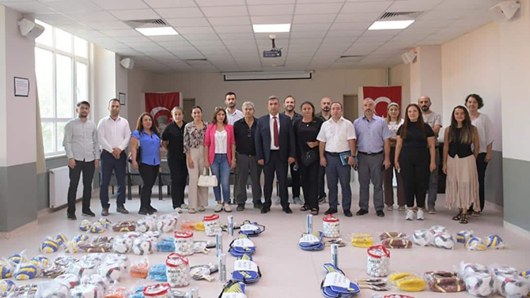 Hasbihal Ekibinden Mengen'de Eğitime Spor Desteği